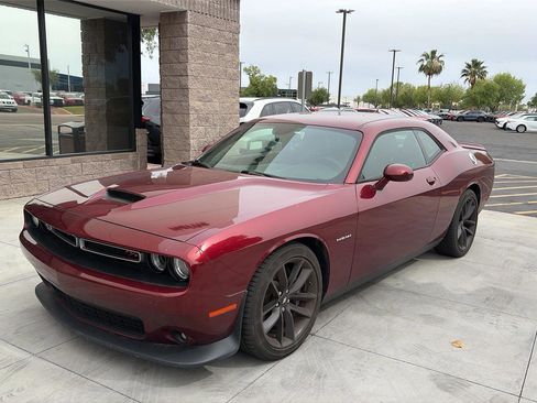 Used 2022 Dodge Challenger R/T w/ Plus Package RWD image 2