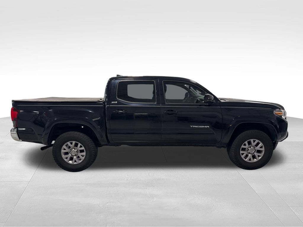 Used 2019 Toyota Tacoma SR5 RWD image 48