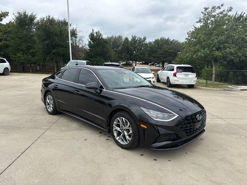 Used 2023 Hyundai Sonata SEL FWD image 3
