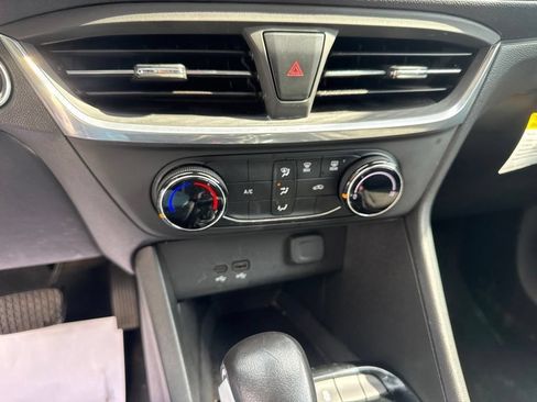 Used 2024 Buick Encore GX Preferred FWD image 56