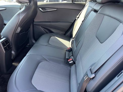 Used 2024 Kia Niro Wind FWD image 22
