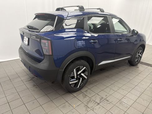 New 2026 Nissan Kicks SV image 5