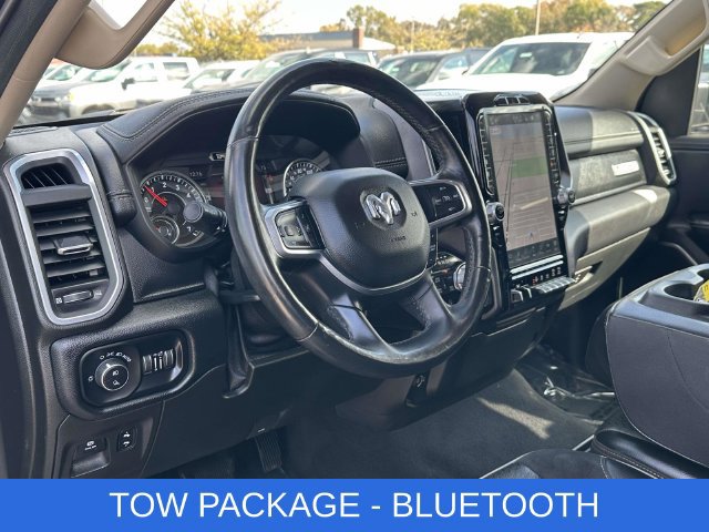 Used 2019 RAM 1500 Laramie AWD/4WD image 2