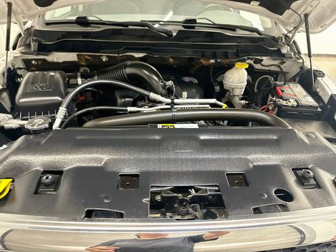 Used 2019 RAM 1500 Tradesman w/ Popular Equipment Group AWD/4WD image 34