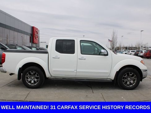 Used 2019 Nissan Frontier SL image 6