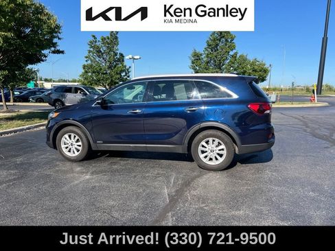Used 2019 Kia Sorento AWD w/ LX Convenience Package image 8