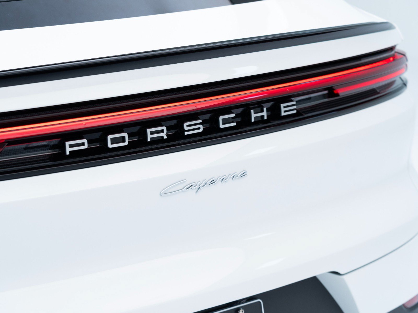 Certified 2026 Porsche Cayenne Coupe AWD/4WD image 13