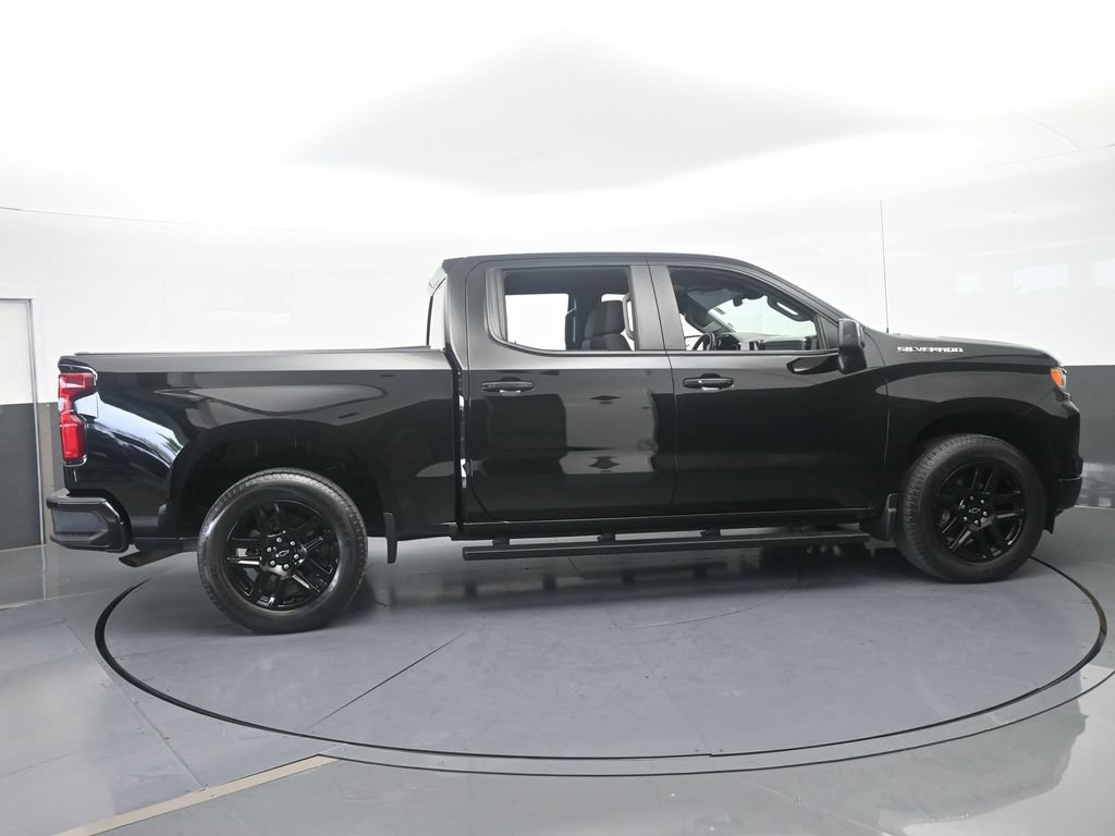 Used 2024 Chevrolet Silverado 1500 RST RWD image 7