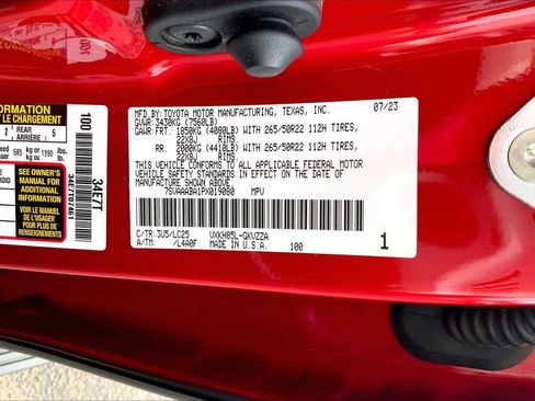 Used 2023 Toyota Sequoia Capstone AWD/4WD image 37