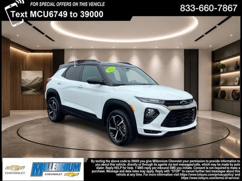 Certified 2023 Chevrolet TrailBlazer RS AWD/4WD image 1