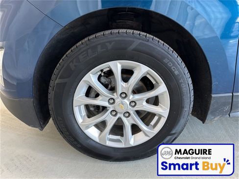 Used 2020 Chevrolet Equinox LT w/ Driver Convenience Package image 22