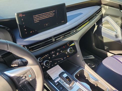 New 2026 INFINITI QX60 Sport w/ Dark Cargo Package image 26