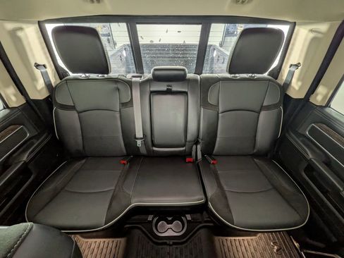 Certified 2021 RAM 2500 Laramie w/ Body Color Bumper Group image 29