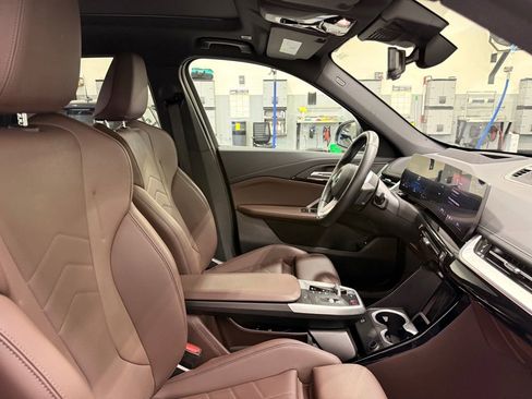 Used 2025 BMW X1 xDrive28i image 29