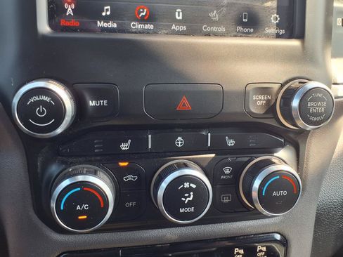 Used 2021 RAM 1500 Big Horn AWD/4WD image 7