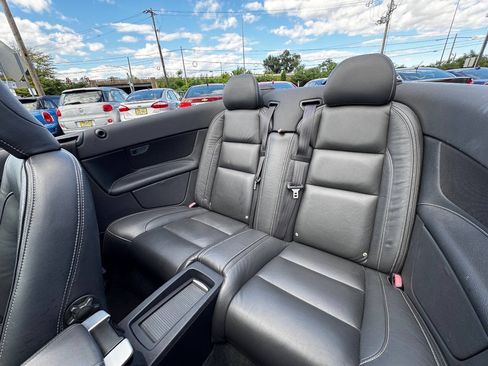 Used 2011 Volvo C70 T5 w/ Climate Pkg FWD image 11