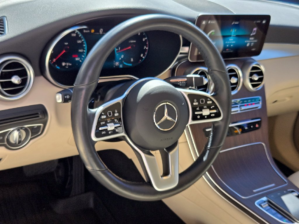Used 2022 Mercedes-Benz GLC 300 4MATIC w/ Premium Package Lite image 19