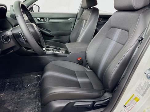 Used 2025 Honda Civic Sport image 16