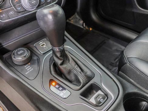 Used 2022 Jeep Cherokee Latitude Lux image 31