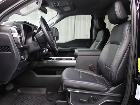 Used 2024 Ford F350 Lariat w/ FX4 Off-Road Package AWD/4WD image 15
