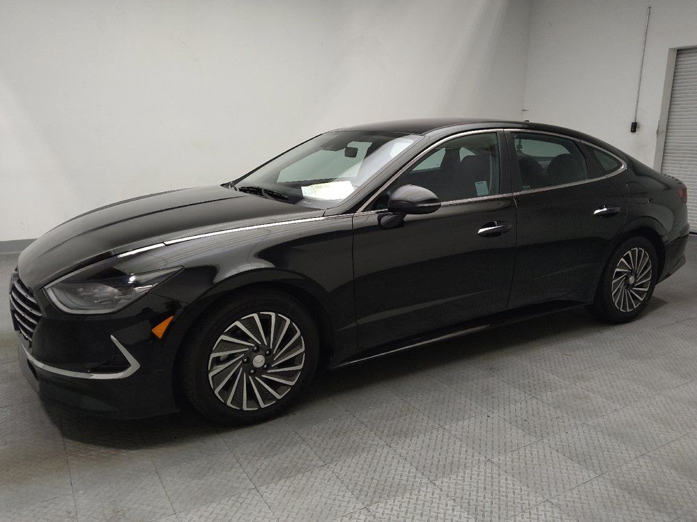 Used 2023 Hyundai Sonata SEL FWD image 2