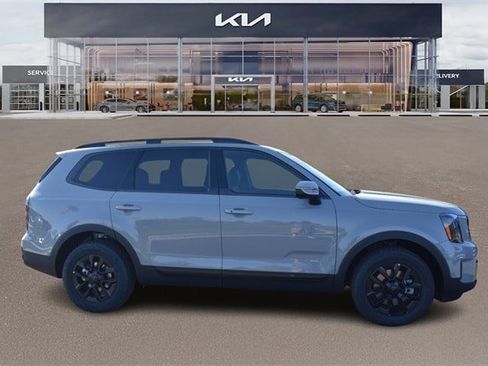 New 2025 Kia Telluride AWD image 2