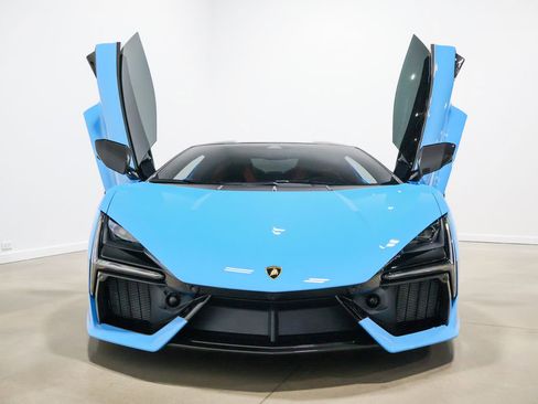 Used 2025 Lamborghini Revuelto AWD/4WD image 16