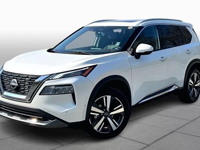 Used 2023 Nissan Rogue SL w/ SL Premium Package