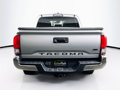 Used 2019 Toyota Tacoma TRD Off-Road image 7