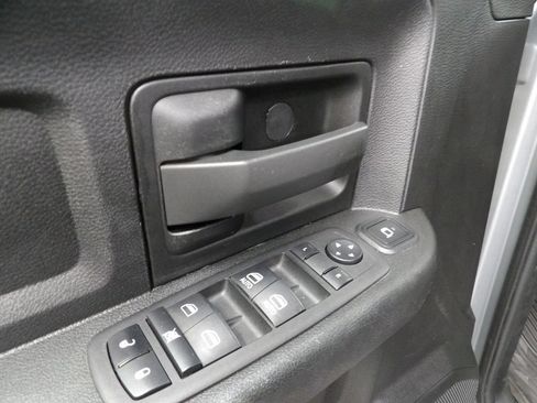 Used 2024 RAM 3500 Tradesman w/ Chrome Appearance Group AWD/4WD image 44