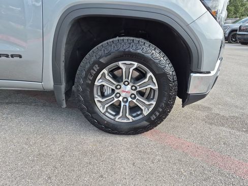 New 2026 GMC Sierra 1500 SLE AWD/4WD image 16