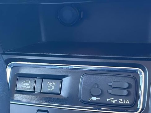 Used 2019 Subaru Ascent Limited w/ Popular Package #3 image 33