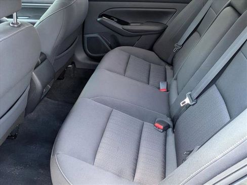 Used 2021 Nissan Altima 2.5 SV FWD image 17