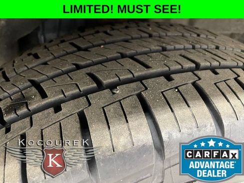 Used 2022 Ford Explorer Limited w/ Class IV Trailer Tow Package AWD/4WD image 8