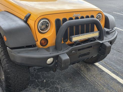 Used 2012 Jeep Wrangler Unlimited Sport w/ Connectivity Group AWD/4WD image 20