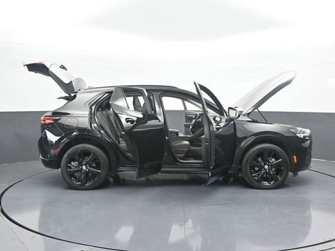 Used 2023 Buick Envision Essence w/ Technology Package I image 78