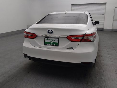 Used 2019 Toyota Camry LE FWD image 7