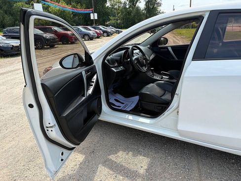 Used 2013 MAZDA MAZDA3 i Grand Touring FWD image 8