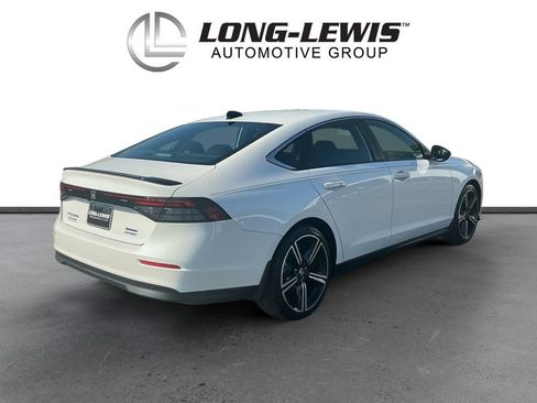 Used 2024 Honda Accord Sport image 7