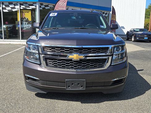 Used 2016 Chevrolet Suburban LS image 2