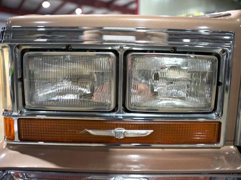 Used 1989 Cadillac Brougham image 38