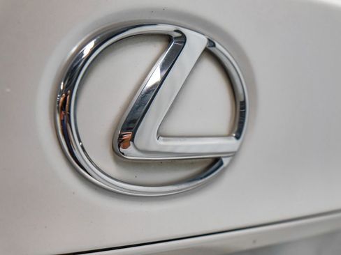 Used 2016 Lexus IS 200t RWD image 43
