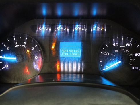 Used 2017 Ford F250 XL w/ Power Equipment Group RWD image 19