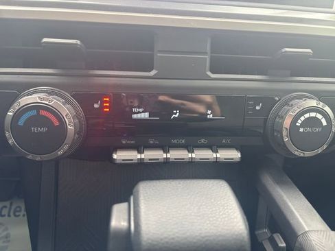 Used 2024 Toyota Tacoma SR5 AWD/4WD image 25