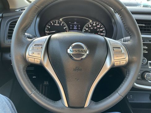 Used 2017 Nissan Altima 2.5 SV w/ Convenience Package image 18