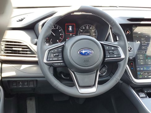 Used 2025 Subaru Outback Touring XT w/ Popular Package #2 image 8