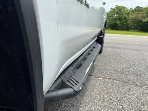 Used 2020 Chevrolet Silverado 2500 LT w/ All Star Edition AWD/4WD image 17