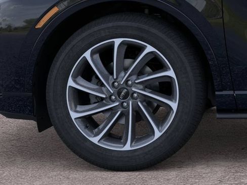 Used 2025 Lincoln Corsair Grand Touring AWD/4WD image 23