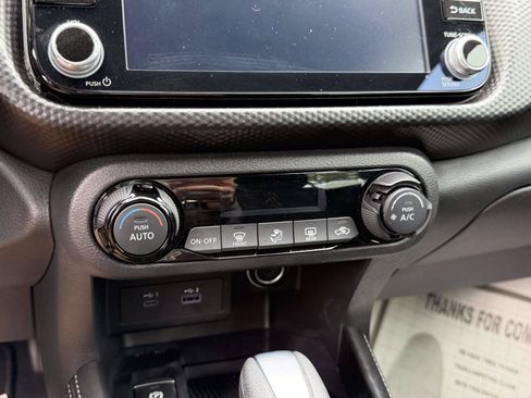 Used 2021 Nissan Kicks SV FWD image 26