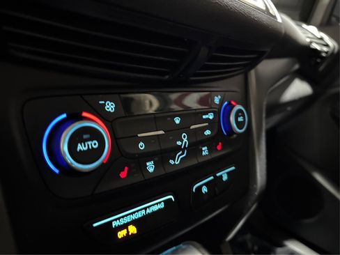 Used 2018 Ford Escape SEL w/ Ford Safe & Smart Package image 23